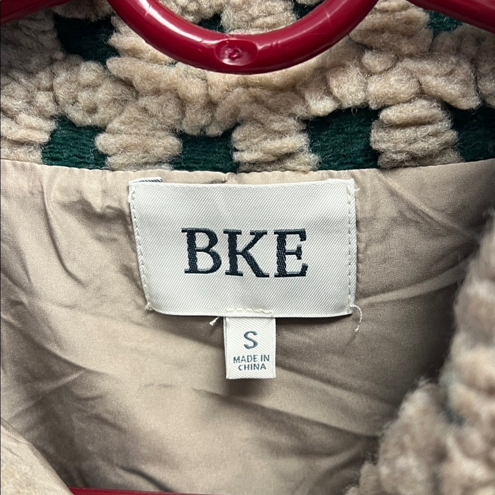 BKE Vest - Picture 3 of 3